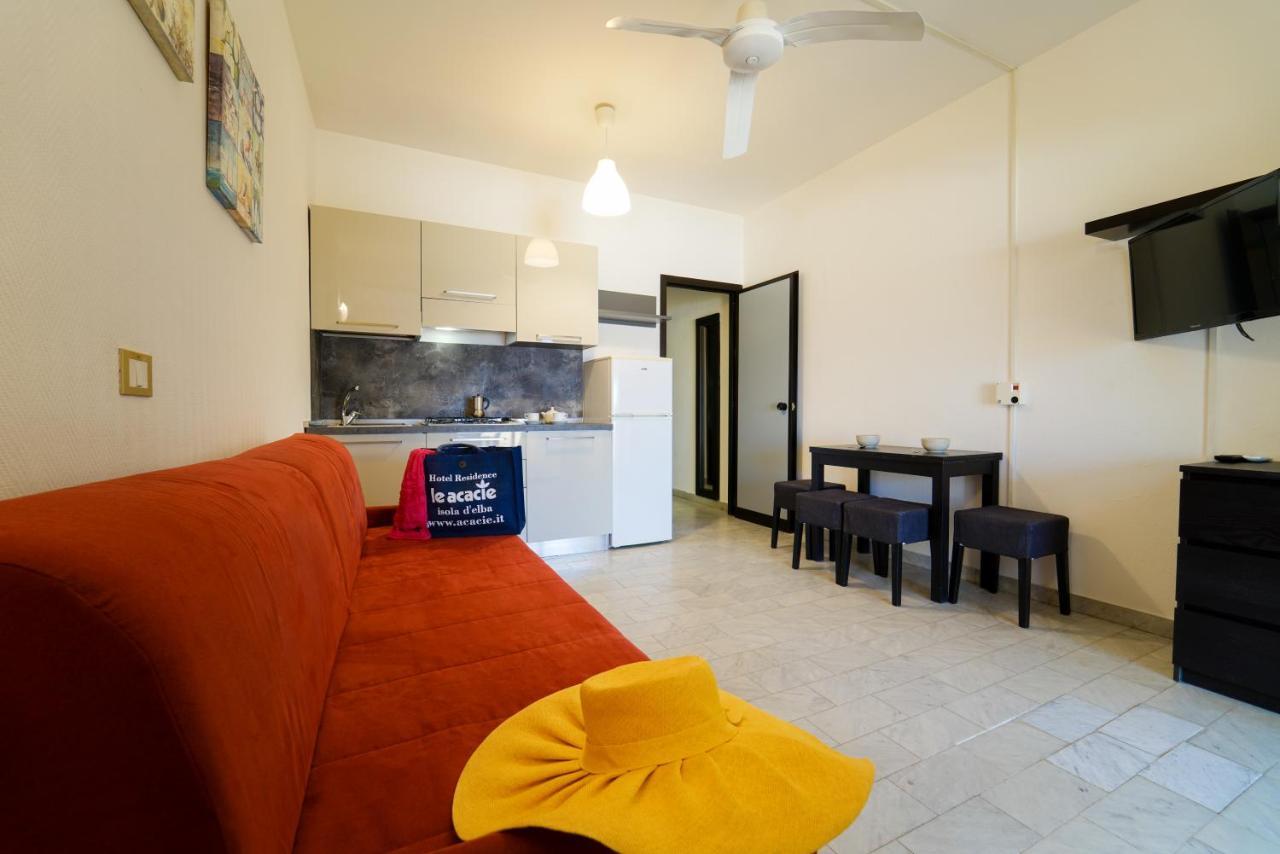 Residence Le Acacie กาโปลิเวรี ภายนอก รูปภาพ